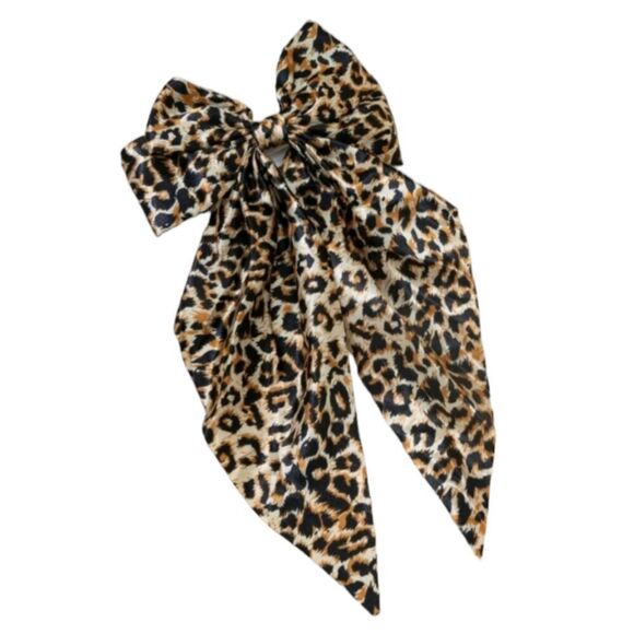 Leopard Print Hair Bow - Picture 2 of 3